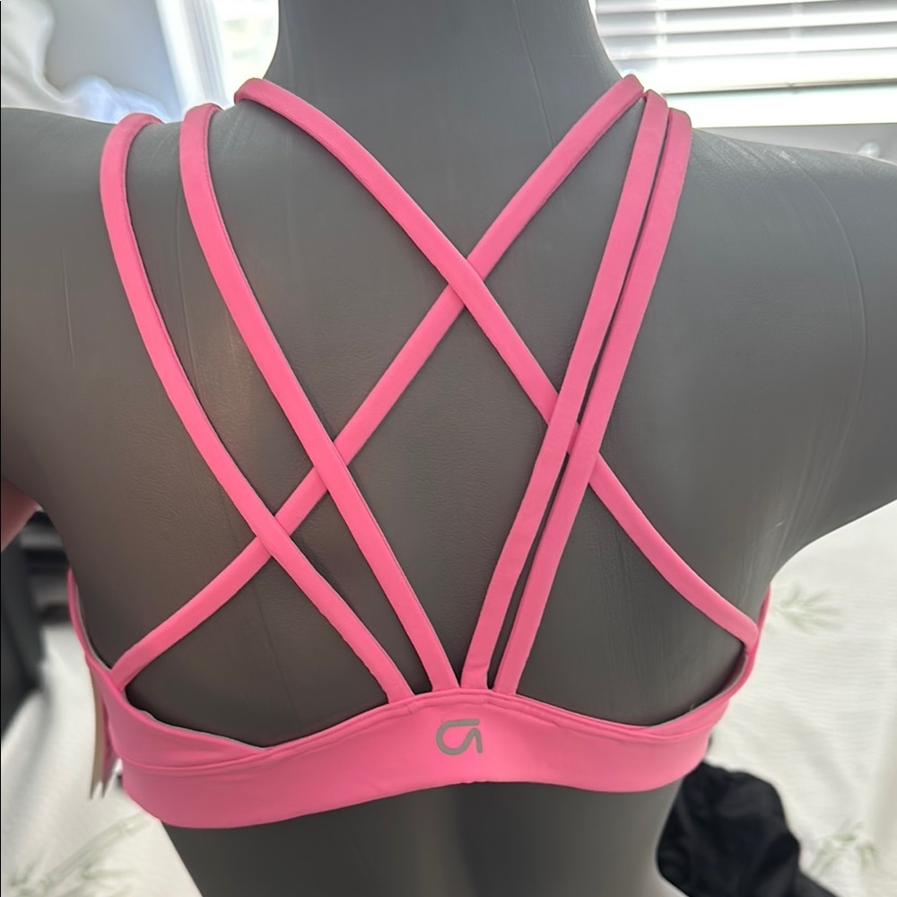GAP NWT Pink Strappy Back Sports Bra